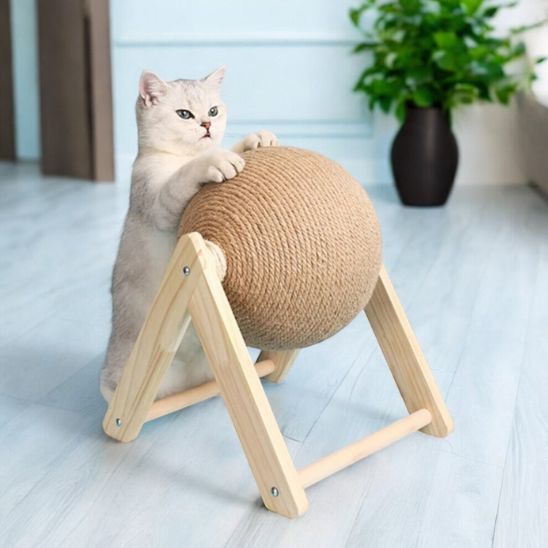 Balle à saisir en bois pour chat - universmiaou