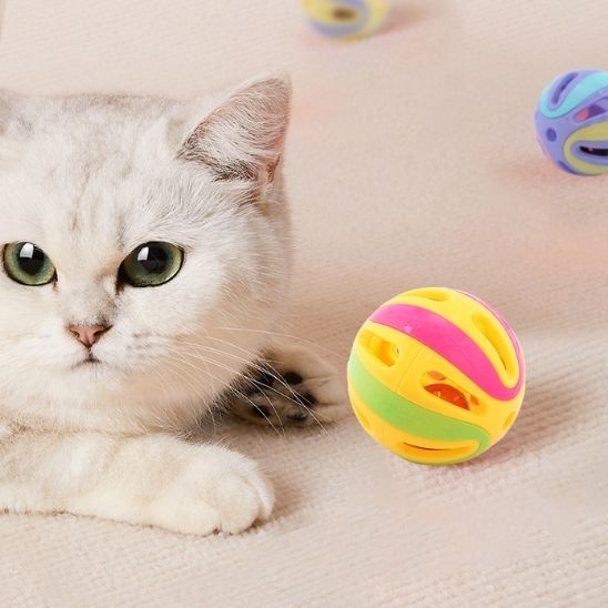 Balles avec cloche pour chats et chatons - universmiaou