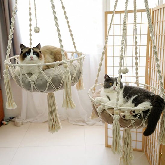 hamac de fenêtre tricoté et suspendu pour chat - universmiaou