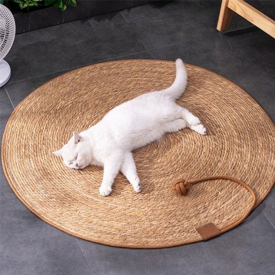 Tapis à gratter en rotin pour chat - universmiaou
